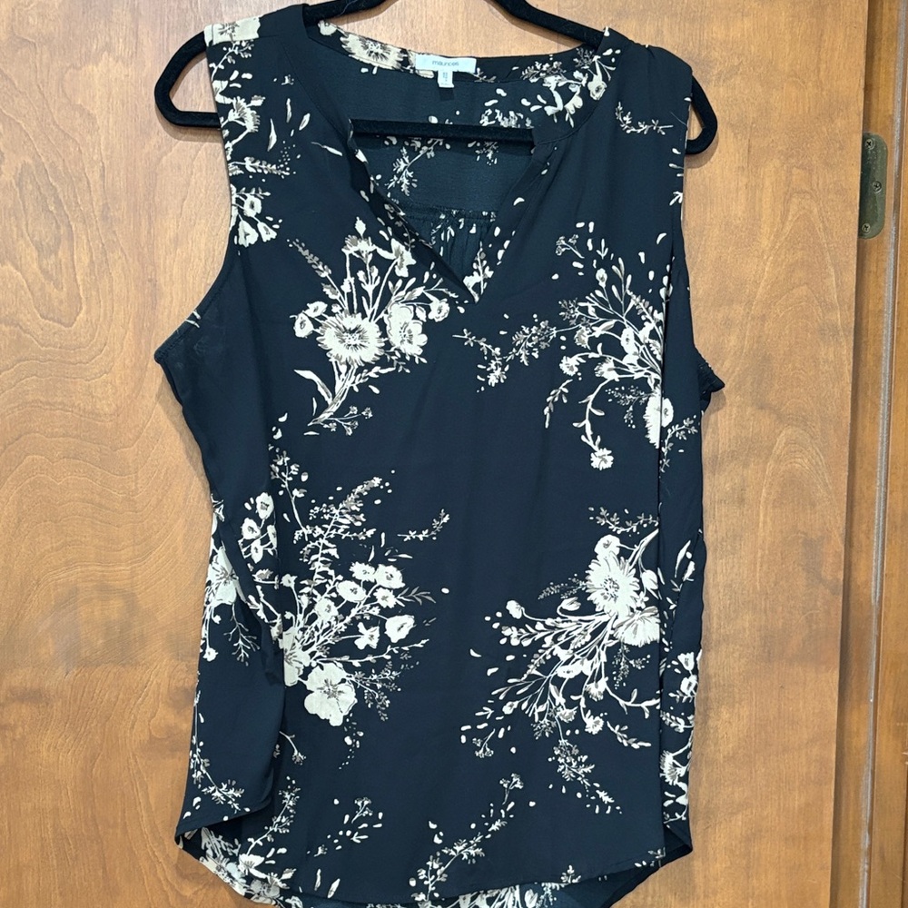 Maurices Black and White Floral Blouse